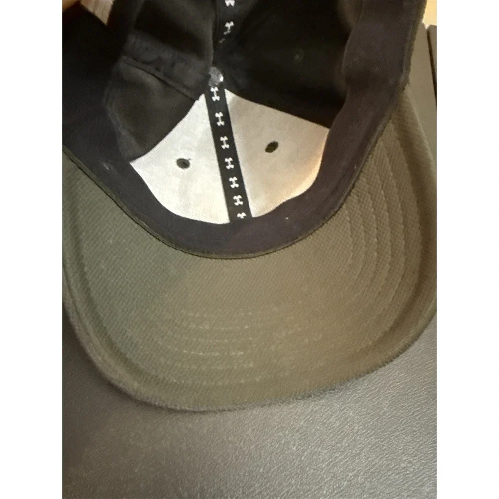 Under Armour  Fitted Youth Hat Green Sz XS